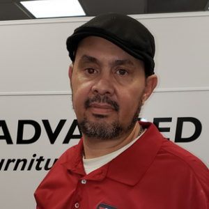 Vernon Gomez, Installer