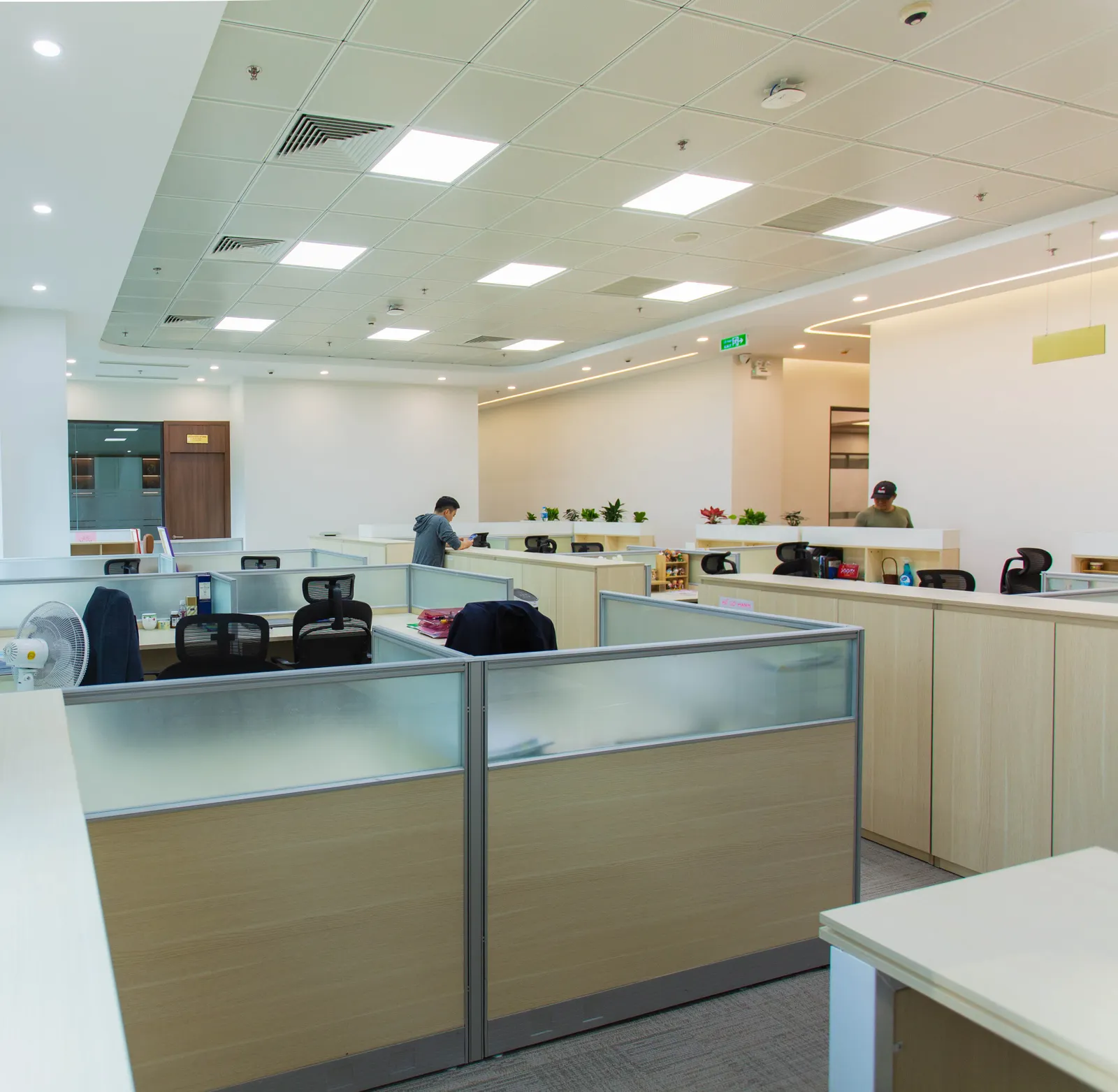 Quality Pre-Owned Office Furniture in Florida